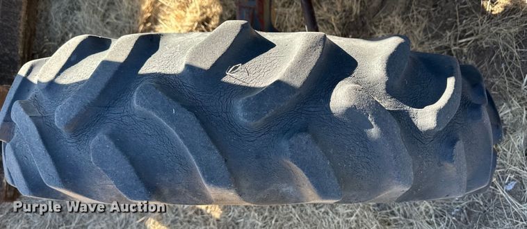 image for item OA9532 Ford 4630 MFWD tractor