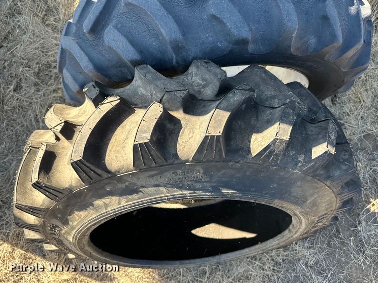 image for item OA9532 Ford 4630 MFWD tractor