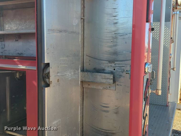 image for item OD9198 1993 E-One Cyclone ladder fire truck