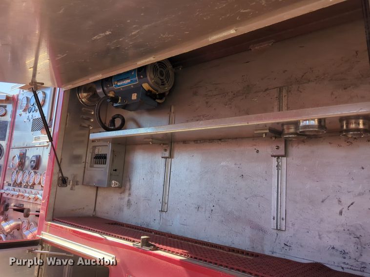 image for item OD9198 1993 E-One Cyclone ladder fire truck