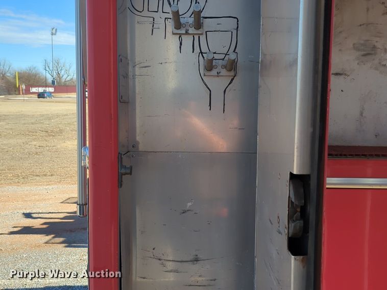 image for item OD9198 1993 E-One Cyclone ladder fire truck