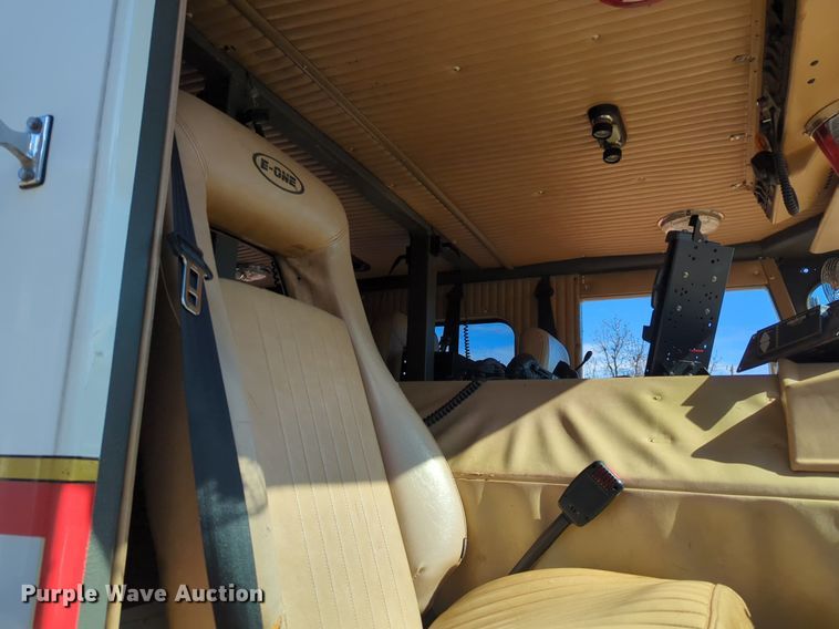 image for item OD9198 1993 E-One Cyclone ladder fire truck