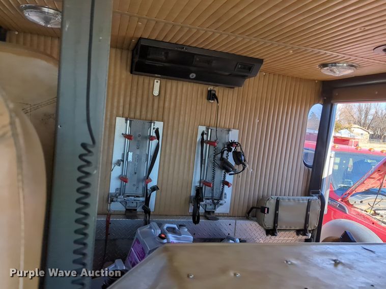 image for item OD9198 1993 E-One Cyclone ladder fire truck