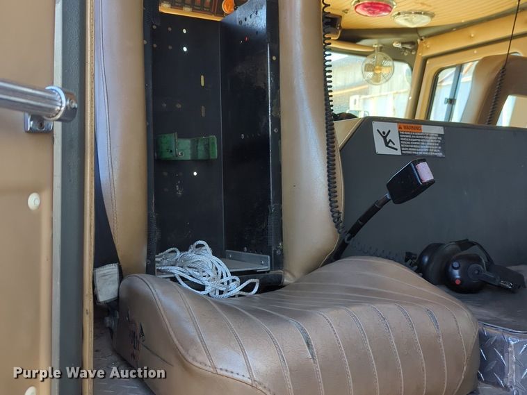 image for item OD9198 1993 E-One Cyclone ladder fire truck