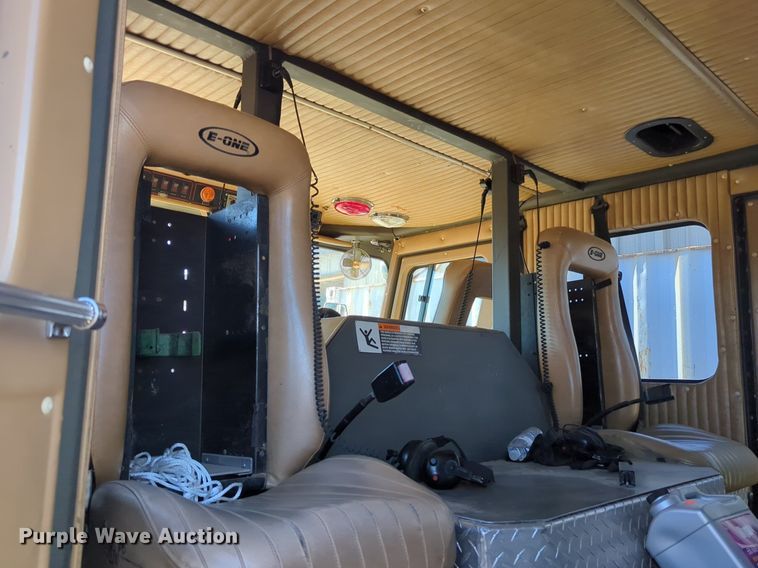 image for item OD9198 1993 E-One Cyclone ladder fire truck