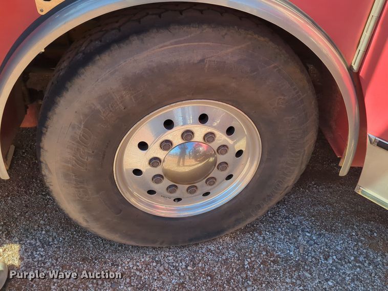 image for item OD9198 1993 E-One Cyclone ladder fire truck