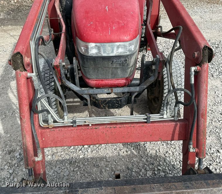 image for item OJ9490 Case IH DX33 tractor