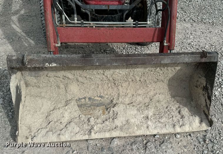 image for item OJ9490 Case IH DX33 tractor