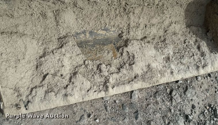 image for item OJ9490 Case IH DX33 tractor