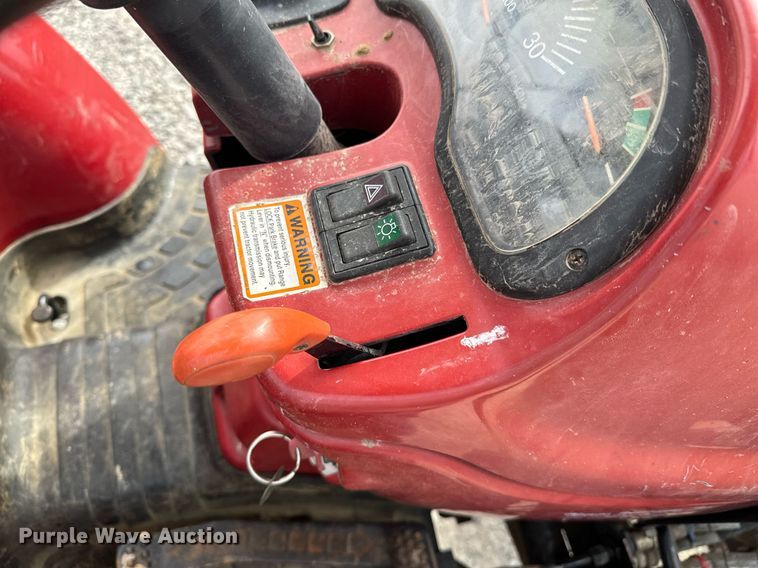 image for item OJ9490 Case IH DX33 tractor