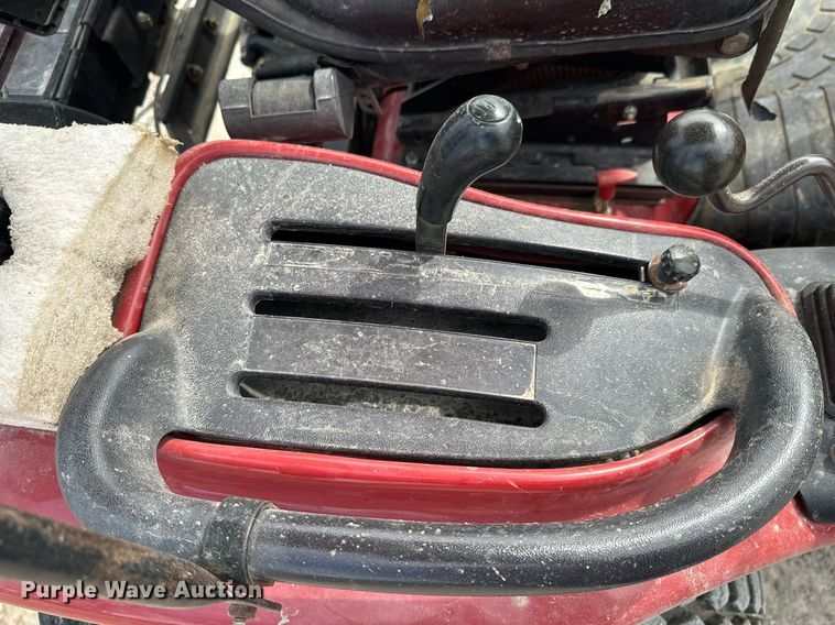 image for item OJ9490 Case IH DX33 tractor