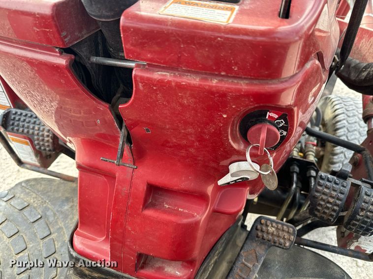 image for item OJ9490 Case IH DX33 tractor