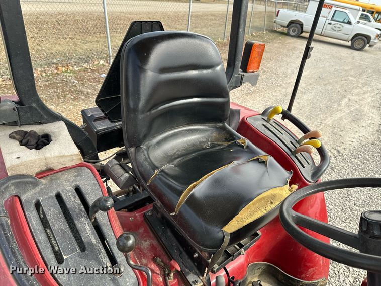 image for item OJ9490 Case IH DX33 tractor