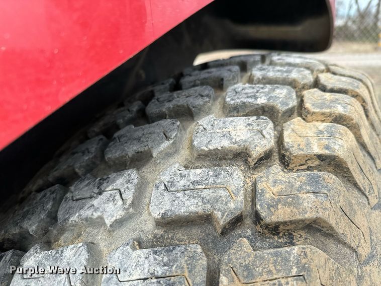 image for item OJ9490 Case IH DX33 tractor