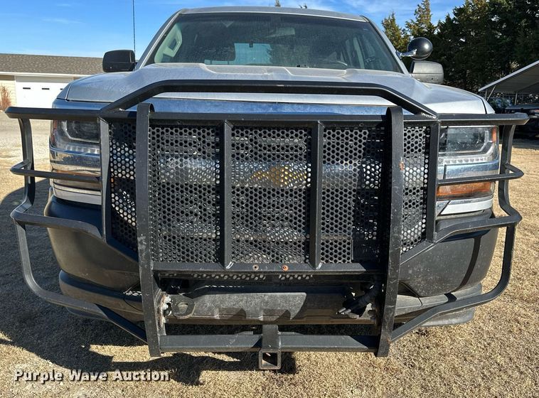 image for item OK9157 2018 Chevrolet  Silverado 1500 Crew Cab pickup truck