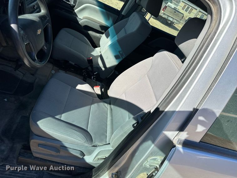 image for item OK9157 2018 Chevrolet  Silverado 1500 Crew Cab pickup truck