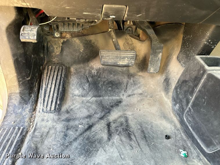 image for item OK9157 2018 Chevrolet  Silverado 1500 Crew Cab pickup truck