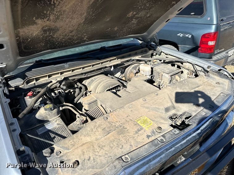 image for item OK9157 2018 Chevrolet  Silverado 1500 Crew Cab pickup truck