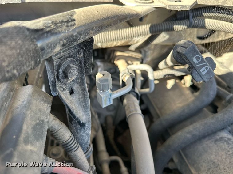 image for item OK9157 2018 Chevrolet  Silverado 1500 Crew Cab pickup truck