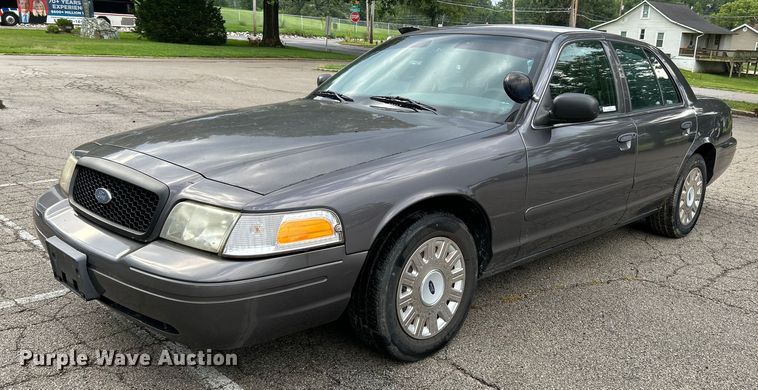 image for item OK9749 2008 Ford Crown Victoria Police Interceptor 