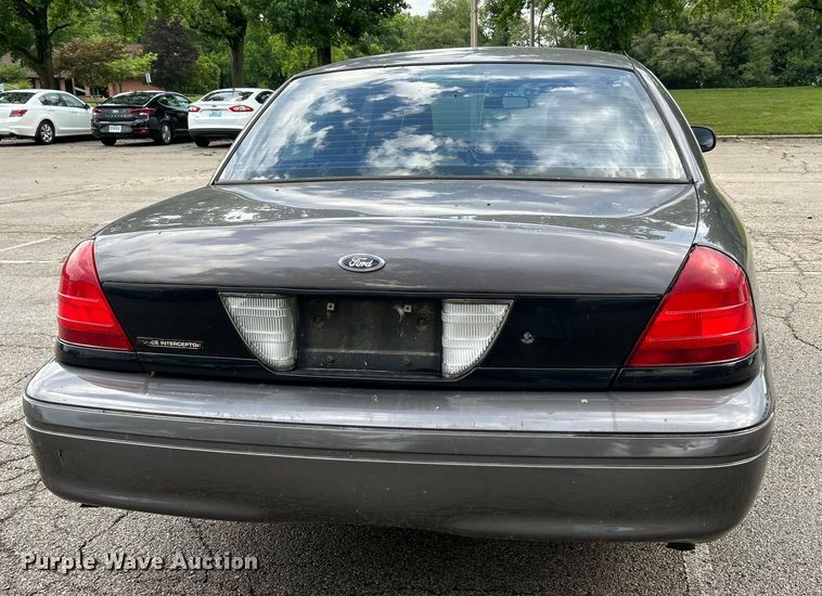 image for item OK9749 2008 Ford Crown Victoria Police Interceptor 