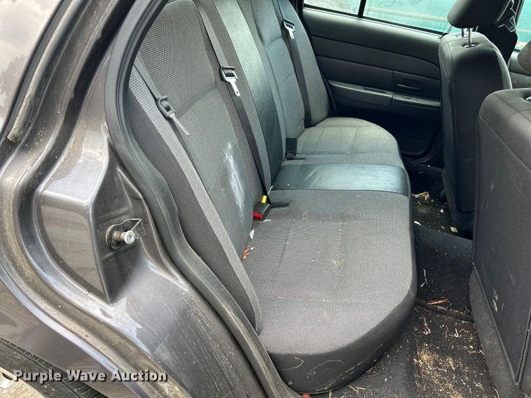 image for item OK9749 2008 Ford Crown Victoria Police Interceptor 