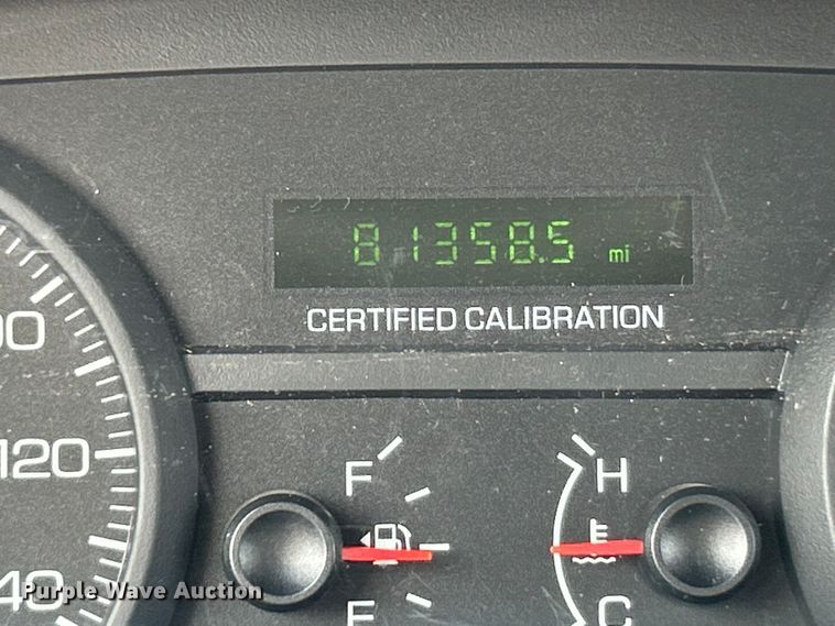 image for item OK9752 2009 Ford  Crown Victoria Police Interceptor 