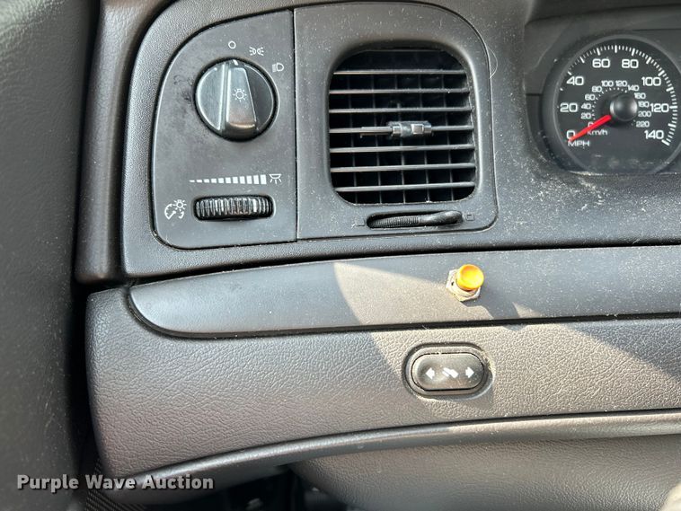 image for item OK9752 2009 Ford  Crown Victoria Police Interceptor 