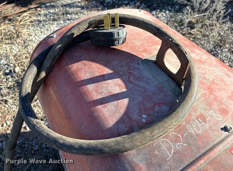 image for item OM9856 Lincoln Welder  Idealarc 250 welder