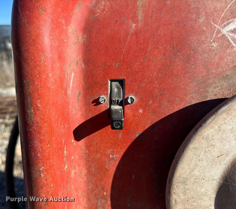 image for item OM9856 Lincoln Welder  Idealarc 250 welder