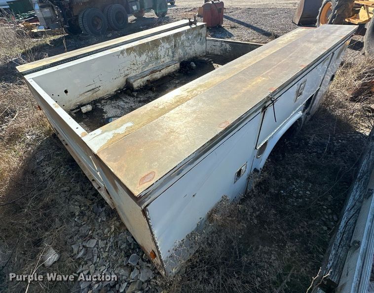 image for item OM9857 Knapheid  utility pickup truck bed