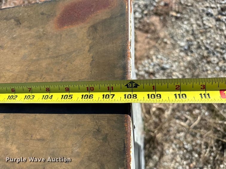 image for item OM9857 Knapheid  utility pickup truck bed