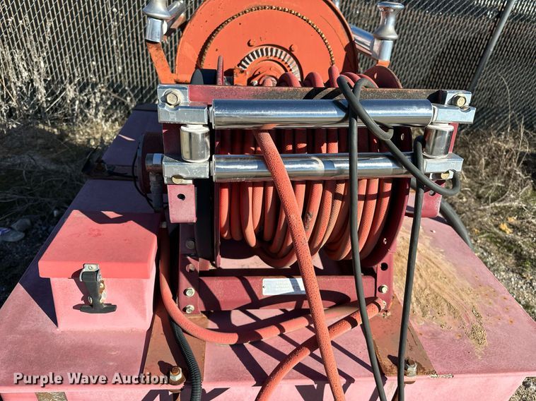 image for item OM9858 Firefighting equipment 