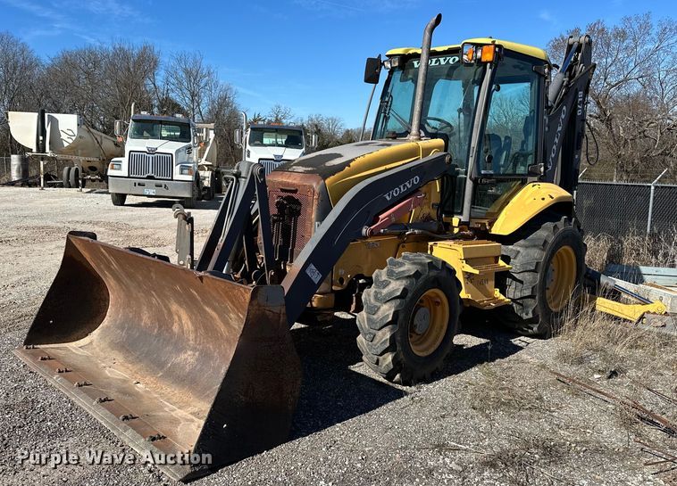 image for item OM9860 2007 Volvo  BL70 backhoe