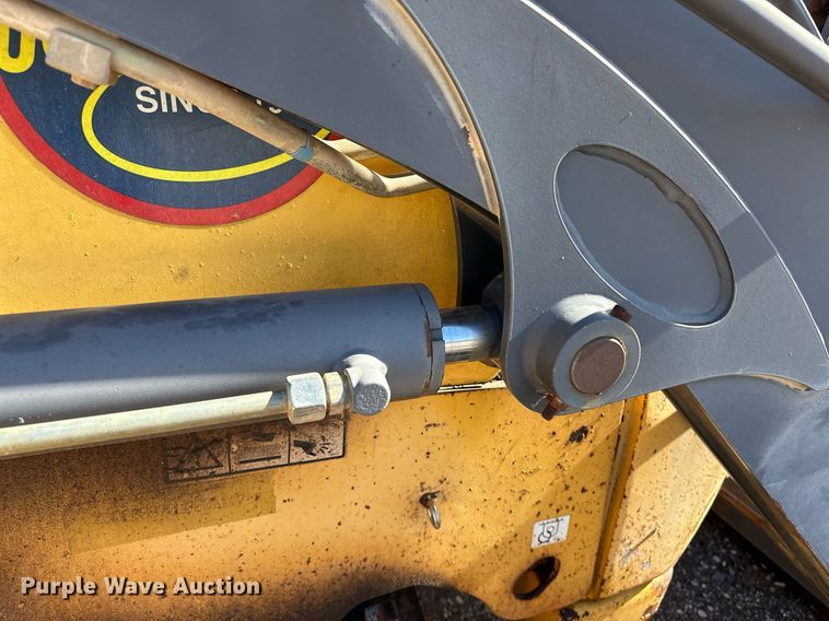 image for item OM9860 2007 Volvo  BL70 backhoe