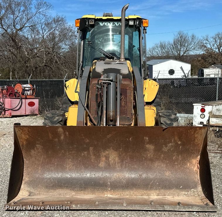 image for item OM9860 2007 Volvo  BL70 backhoe