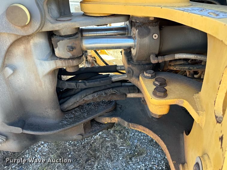 image for item OM9860 2007 Volvo  BL70 backhoe