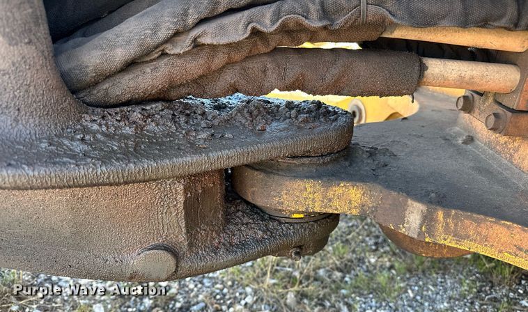 image for item OM9860 2007 Volvo  BL70 backhoe