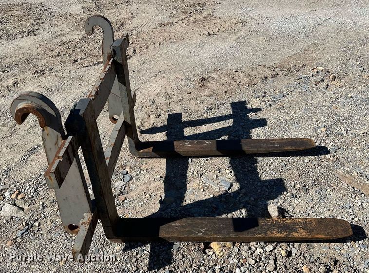 image for item OM9860 2007 Volvo  BL70 backhoe