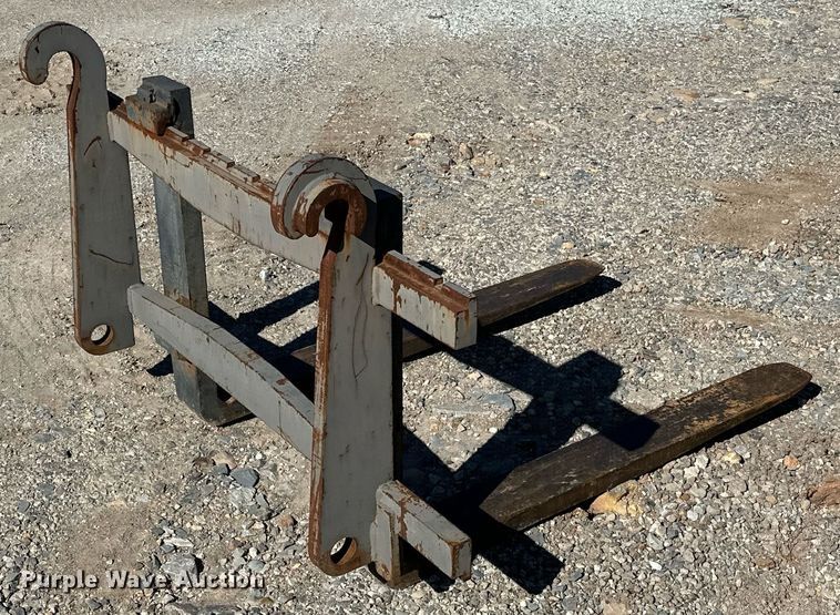 image for item OM9860 2007 Volvo  BL70 backhoe