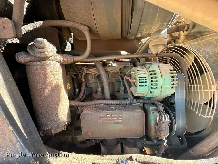 image for item OM9860 2007 Volvo  BL70 backhoe