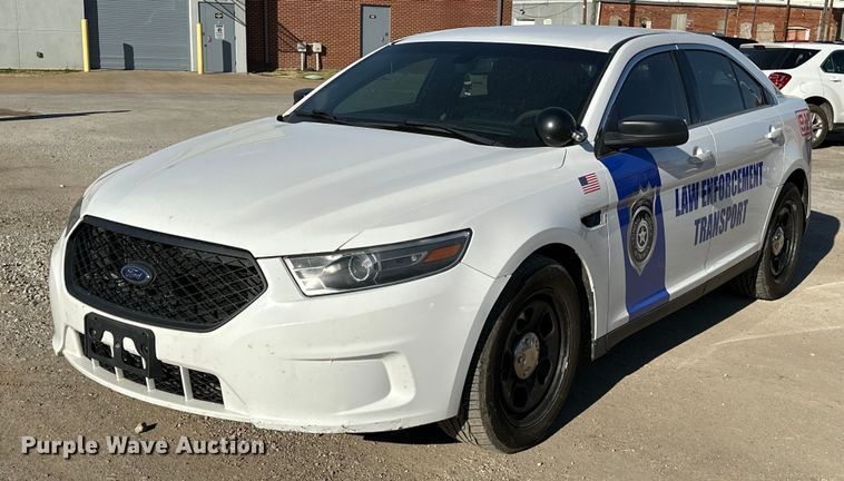 image for item OM9869 2017 Ford  Taurus Police Interceptor 