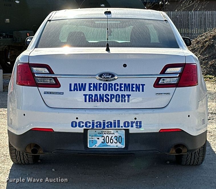 image for item OM9869 2017 Ford  Taurus Police Interceptor 
