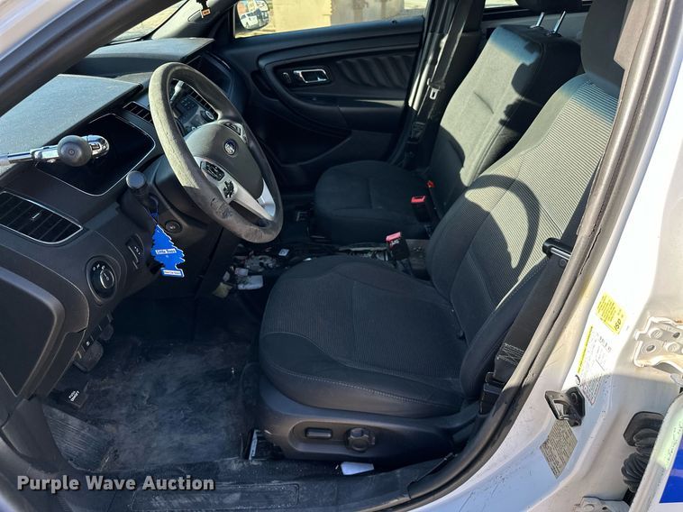 image for item OM9869 2017 Ford  Taurus Police Interceptor 