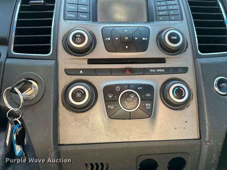 image for item OM9869 2017 Ford  Taurus Police Interceptor 