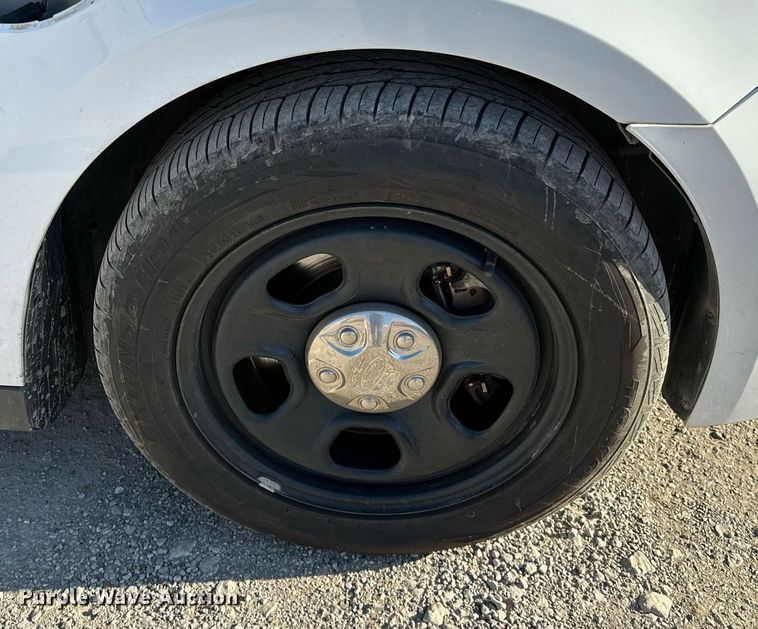 image for item OM9869 2017 Ford  Taurus Police Interceptor 