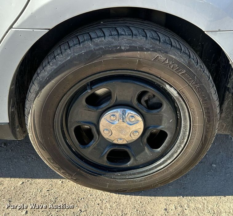 image for item OM9869 2017 Ford  Taurus Police Interceptor 