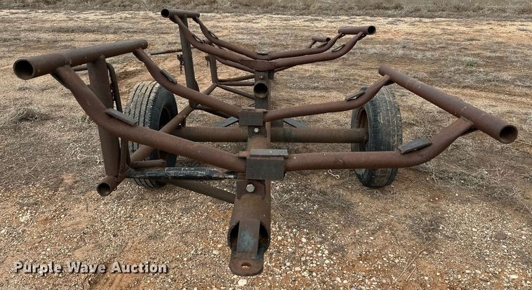 image for item DG4253 Hay bale trailer