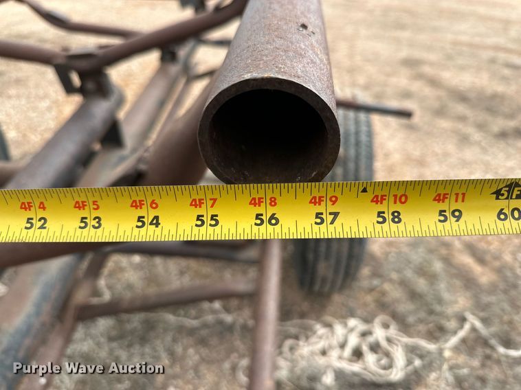 image for item DG4253 Hay bale trailer