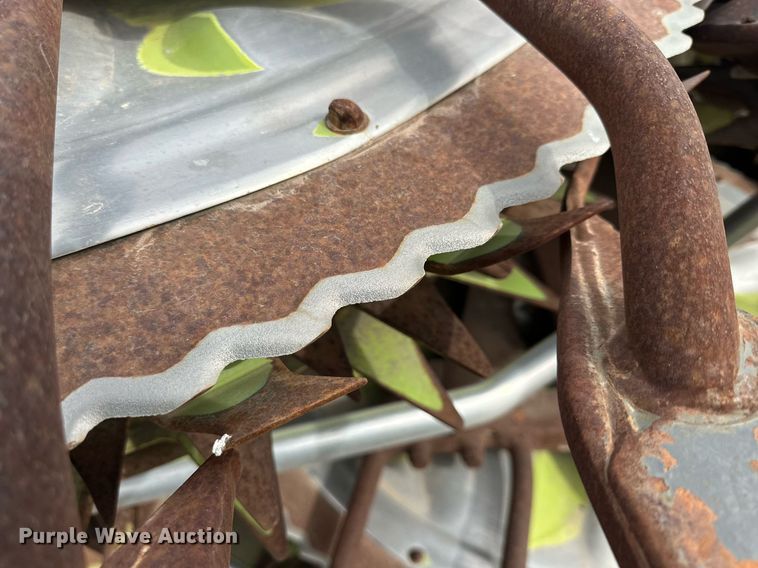 image for item DG4256 2013 Claas 750 Orbis rotary forage head